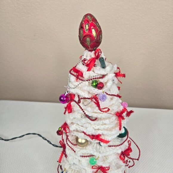 Vintage 80s Crochet Handmade White Christmas Tree Red Ribbons Ornaments Lights U - Picture 4 of 7